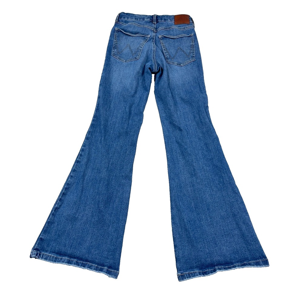 Wrangler Jeans Women 26x32 Bespoke Flared Mid Rise Med Wash Western Boho Cowgirl